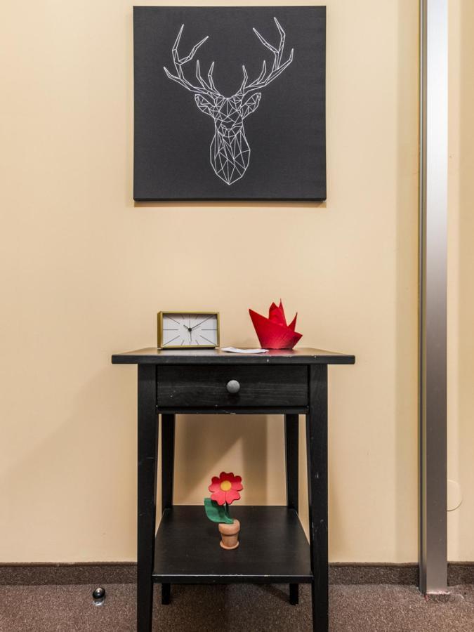 Luxhostel24 Warsaw Ngoại thất bức ảnh